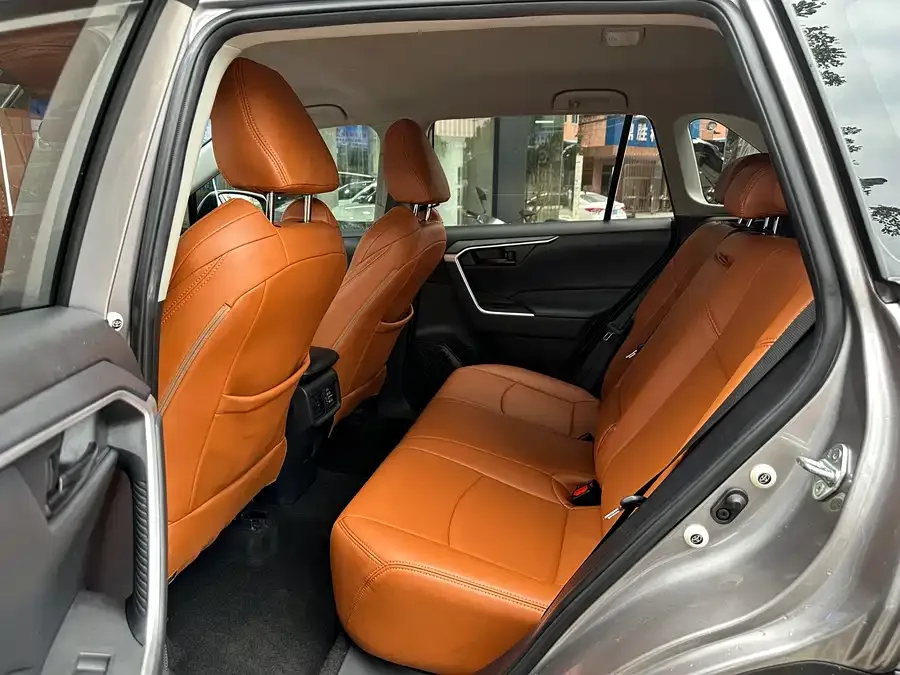 Toyota Wildlander Wildlander 2023 2.0L CVT 2WD Leading Edition 2023 — миниатюра 5