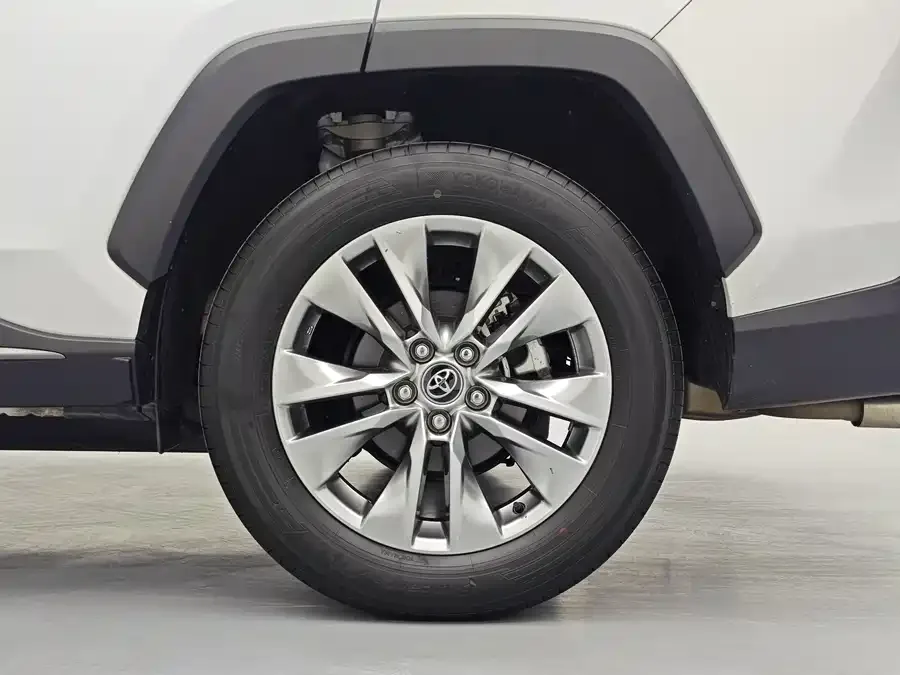 Toyota Wildlander Wildlander 2024 2.0L CVT 2WD Leading Edition 2024 — миниатюра 4