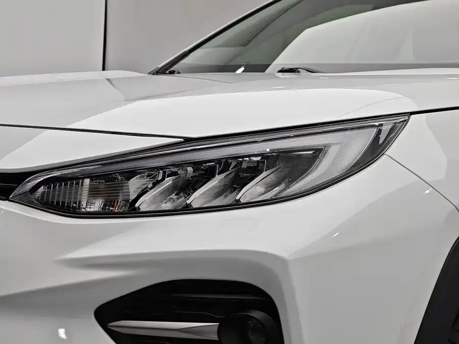 Toyota Wildlander Wildlander 2024 2.0L CVT 2WD Leading Edition 2024 — миниатюра 5