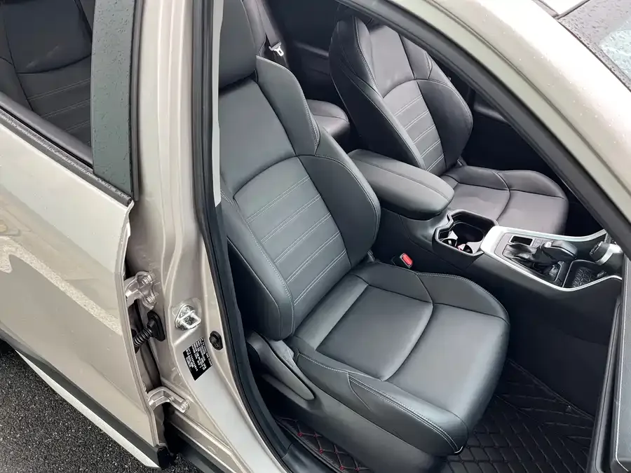 Toyota Wildlander Wildlander 2022 2.0L CVT 4WD Luxury PLUS Edition 2022 — миниатюра 5