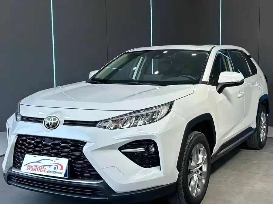 Toyota Wildlander Wildlander 2021 2.0L CVT 2WD Luxury Edition 2022 — фото 1, купить с доставкой в Москву