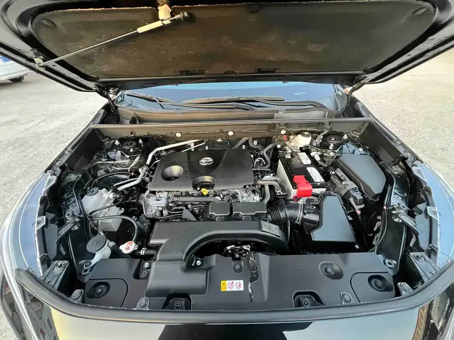 Toyota Wildlander Wildlander 2022 2.0L CVT 2WD Luxury Edition 2022 — миниатюра 4