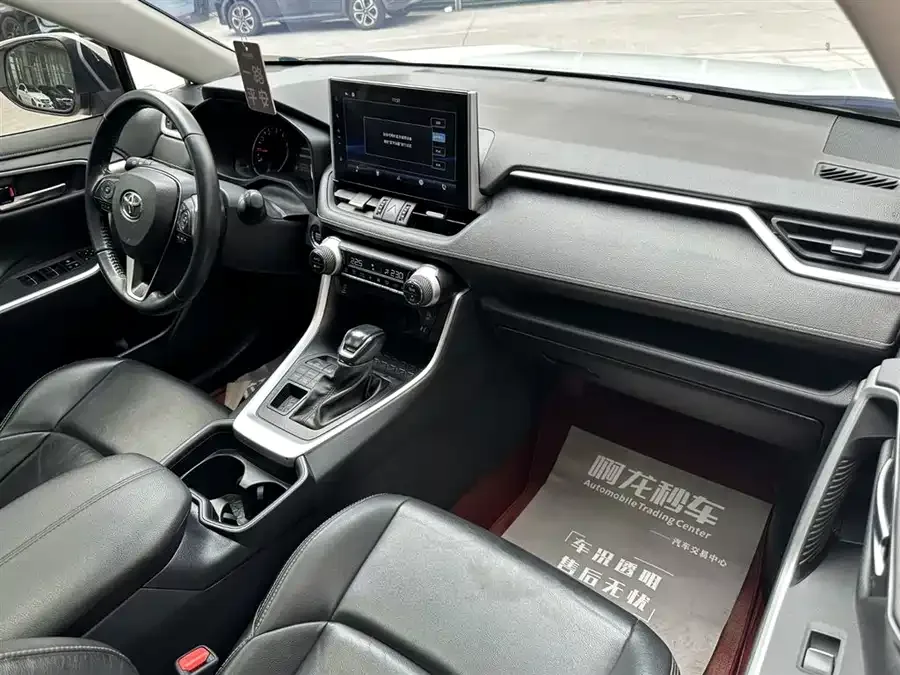Toyota Wildlander Wildlander 2022 2.0L CVT 4WD Luxury Edition 2022 — миниатюра 4