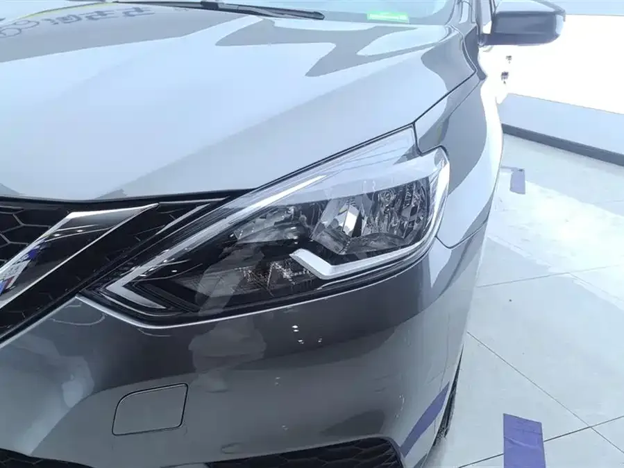 Nissan Sylphy Sylphy 2024 Model 2 Classic 1.6XE CVT Comfort Edition 2025 — миниатюра 2