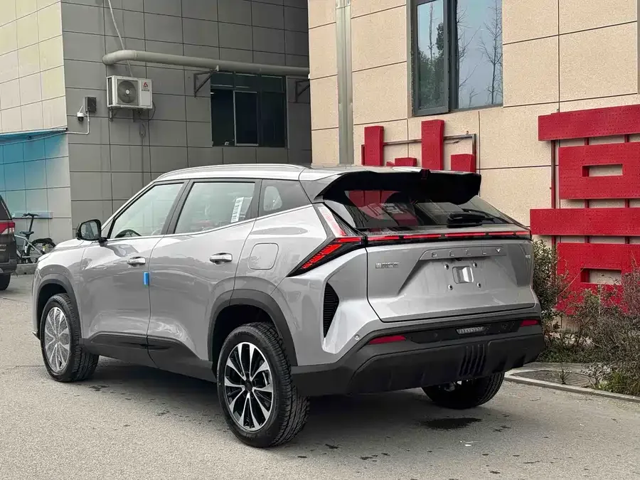 Geely Atlas Boyue 2026 1.5TD Yearning 2026 — миниатюра 2