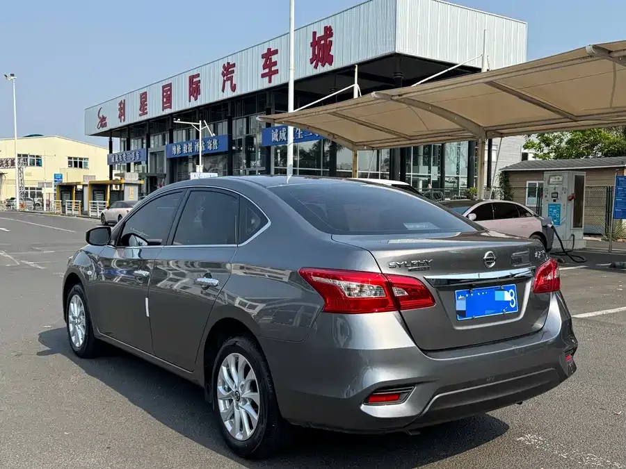 Nissan Sylphy Sylphy 2024 Classic 1.6XE CVT Comfort Edition 2025 — миниатюра 3