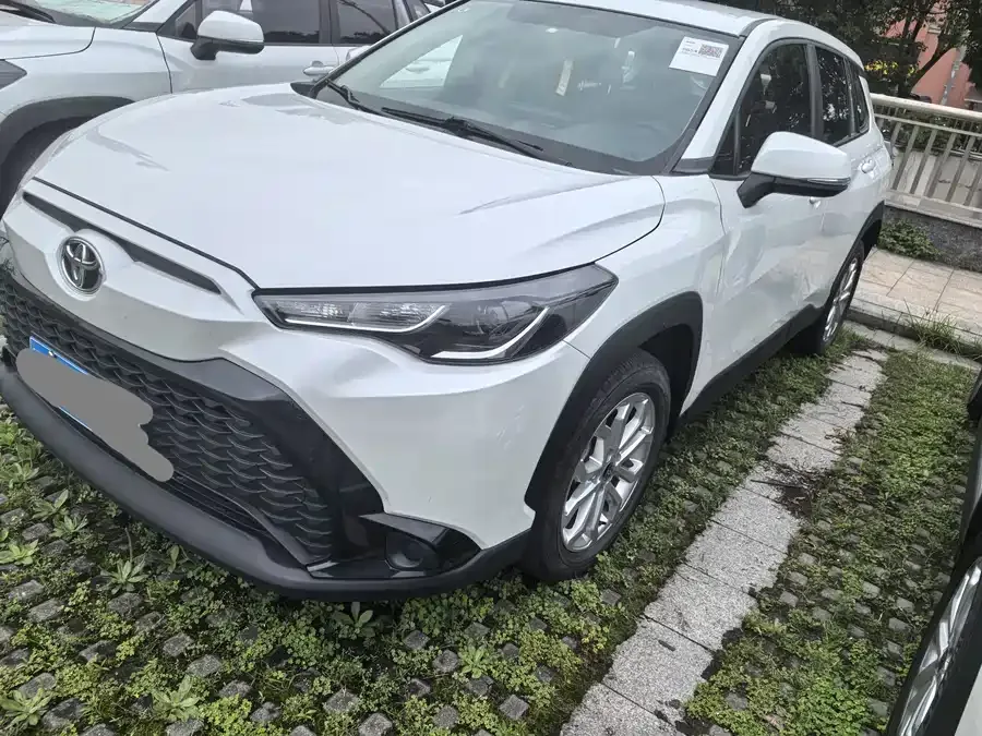 Toyota Frontlander 2026 Toyota Land Cruiser 2.0L CVT Comfort Plus Edition 2025 — фото 1, купить с доставкой в Москву