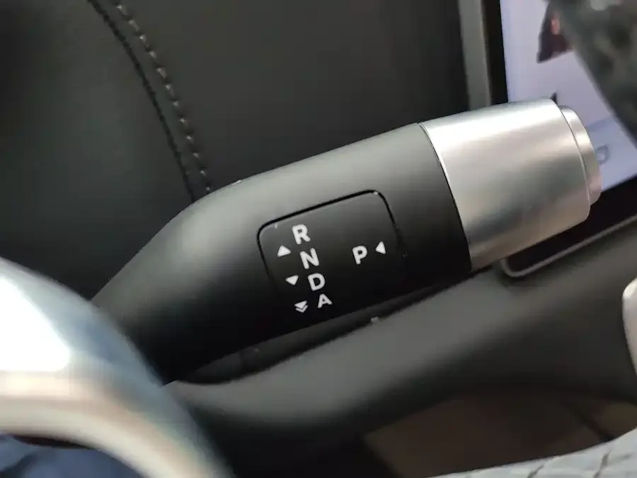Li Xiang L7 Ideal L7 2025 Max Smart Renewal Edition 2025 — миниатюра 4