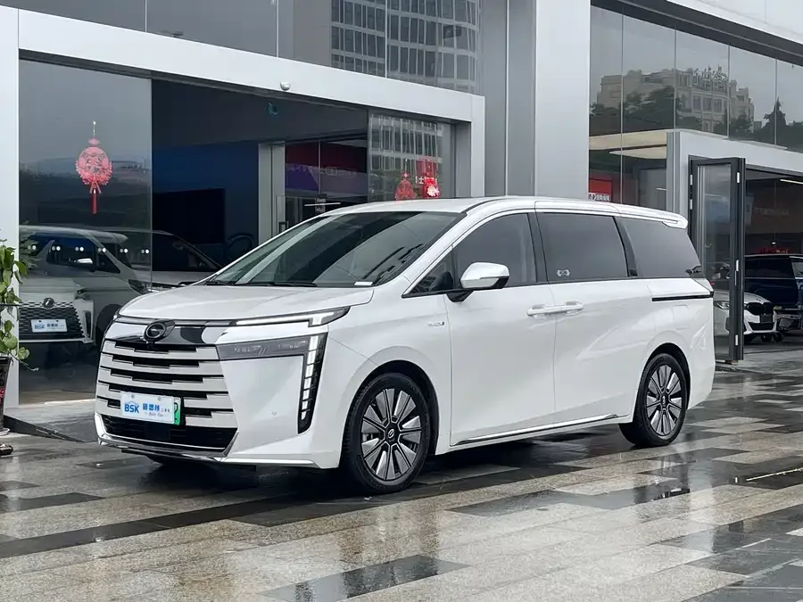 GAC Trumpchi E8 New Energy 2024