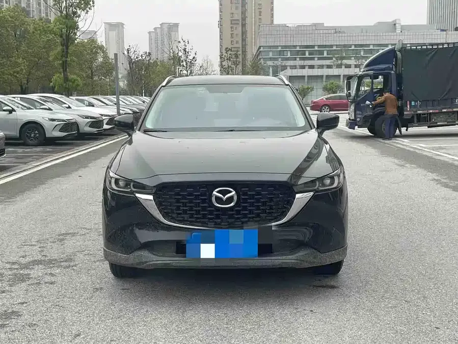 Mazda CX5 2024 2.0L automatic two-wheel drive comfort model 2024 — миниатюра 2