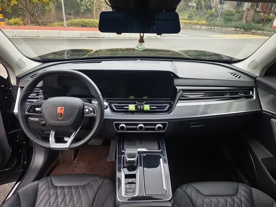 Hongqi HS5 Hongqi HS5 2023 2.0T Flagship Pro Edition 2023 — миниатюра 2