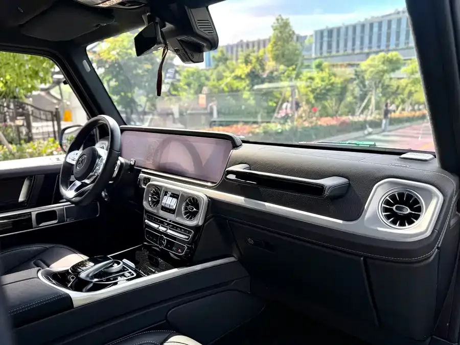 Mercedes-Benz G-rated Mercedes-Benz G-Class 2022 G 500 2023 — миниатюра 2
