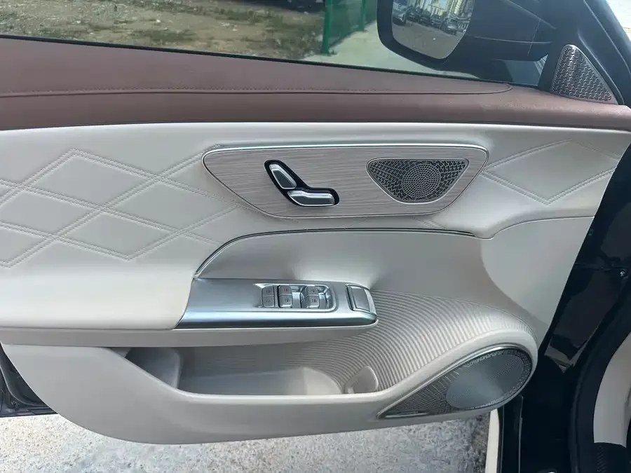 Chery Fengyun Fengyun A9L Fengyun A9L 2025 260 Super Long Range Deluxe Edition 2025 — миниатюра 5