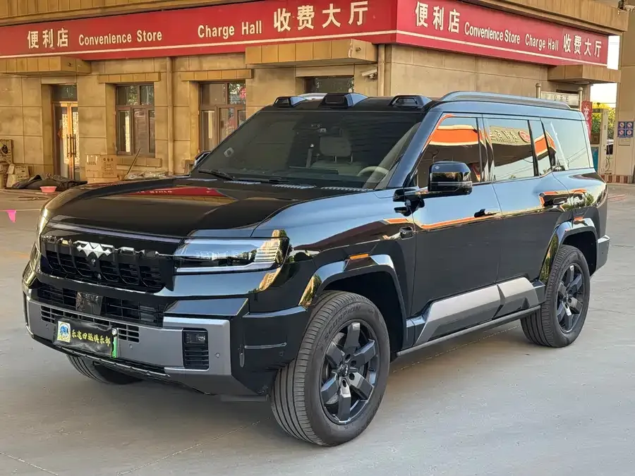 BYD Leopard Leopard 8 2025