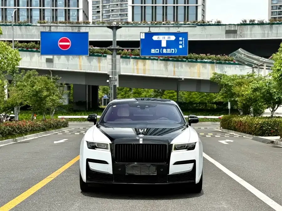 Rolls-Royce Ghost 2023
