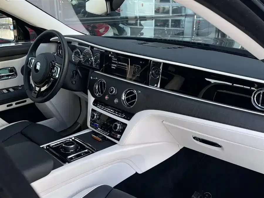 Rolls-Royce Ghost Ghost 2021 6.7T standard wheelbase version 2022 — миниатюра 5