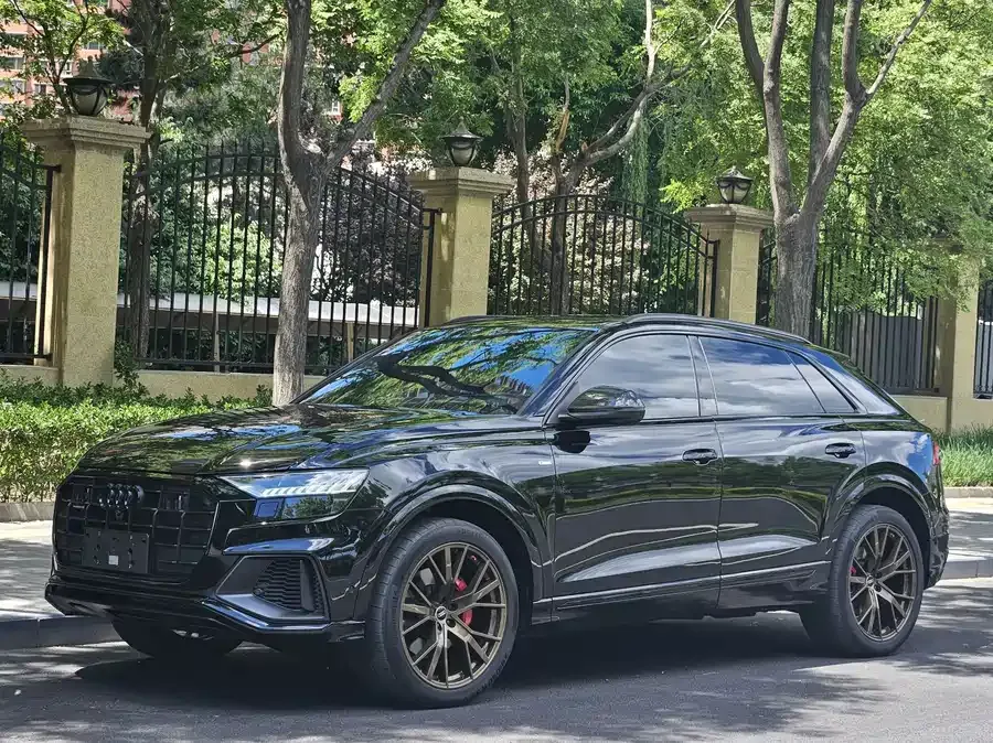 Audi Q8 2023