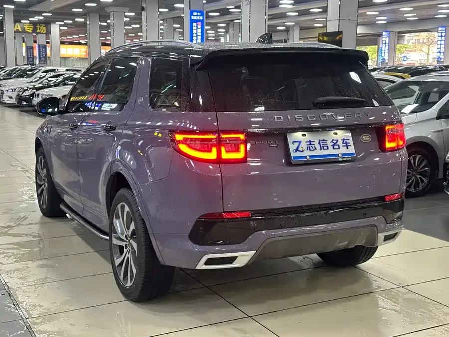 Land Rover Pre-owned Discovery Sports Discovery Sport 2022 facelift 249PS R-Dynamic SE Performance Technology Edition 5-seater 2023 — миниатюра 2