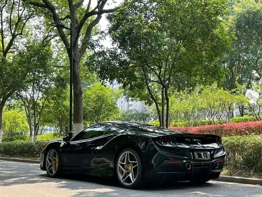 Ferrari F8 Ferrari F8 2019 Tributo 3.9T V8 2022 — миниатюра 4