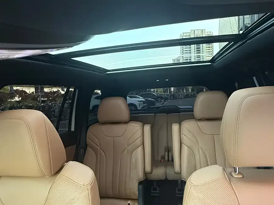 GAC Trumpchi ES9 PHEV Trumpchi ES9 2024 PHEV 143km Traveler Max 2023 — миниатюра 3