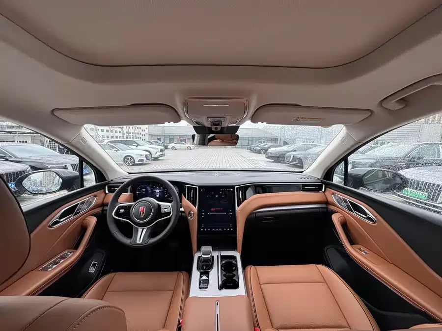 Hongqi HS7 PHEV Hongqi HS7 PHEV 2025 2.0T PHEV AWD 2 Millionth Unit Commemorative Edition 6-Seater 2025 — миниатюра 5