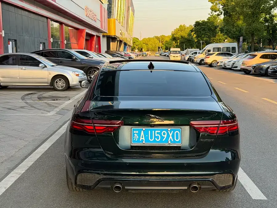 Jaguar XEL 2024 2.0T 250PS R-DYNAMIC S Black Sports Edition 2024 — миниатюра 4