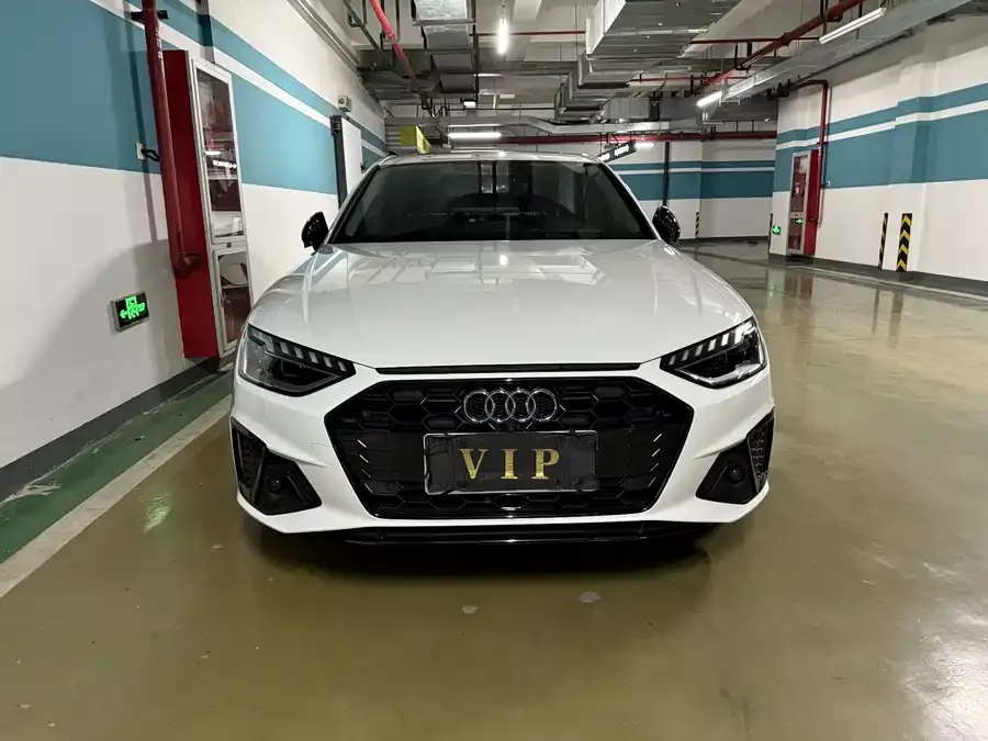 Audi a4 l 2022
