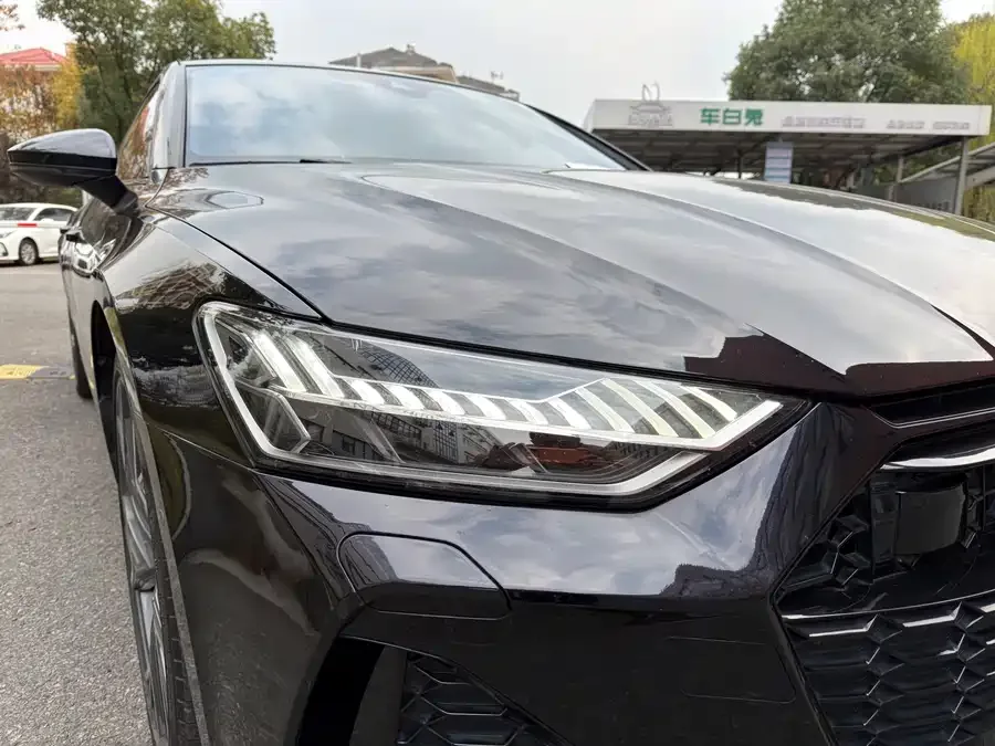 Audi A7L 2022 45 TFSI quattro S-line Black Warrior Edition 2022 — миниатюра 5