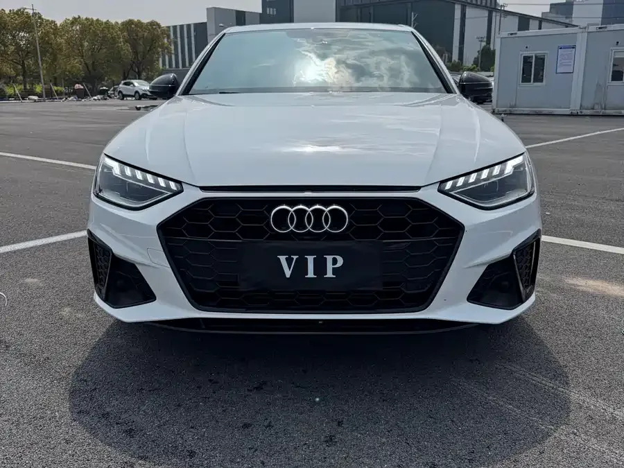 Audi a4 l 2023