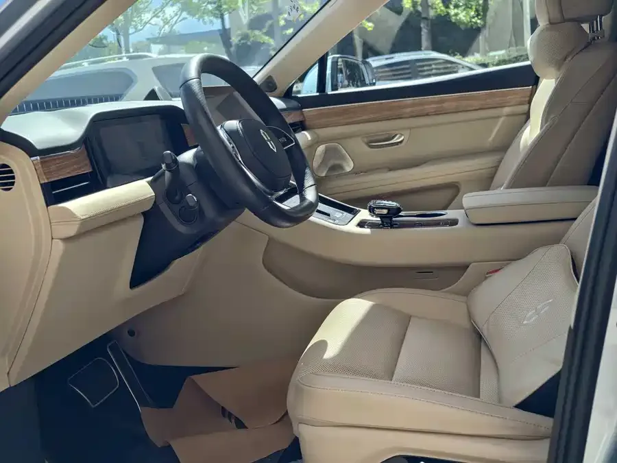 AITO M5 M5 2022 Extended Range 4WD Ultimate Edition 2023 — миниатюра 4