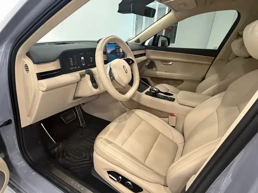 AITO M5 M5 2024 Extended Range Max RS 4WD Advanced Intelligent Driving Edition 2025 — миниатюра 4
