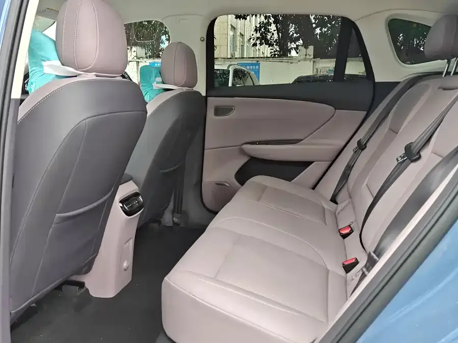 Hongqi Tiangong 06 Hongqi Tiangong 06 2025 660 AWD Smart Selection Edition 2025 — миниатюра 5