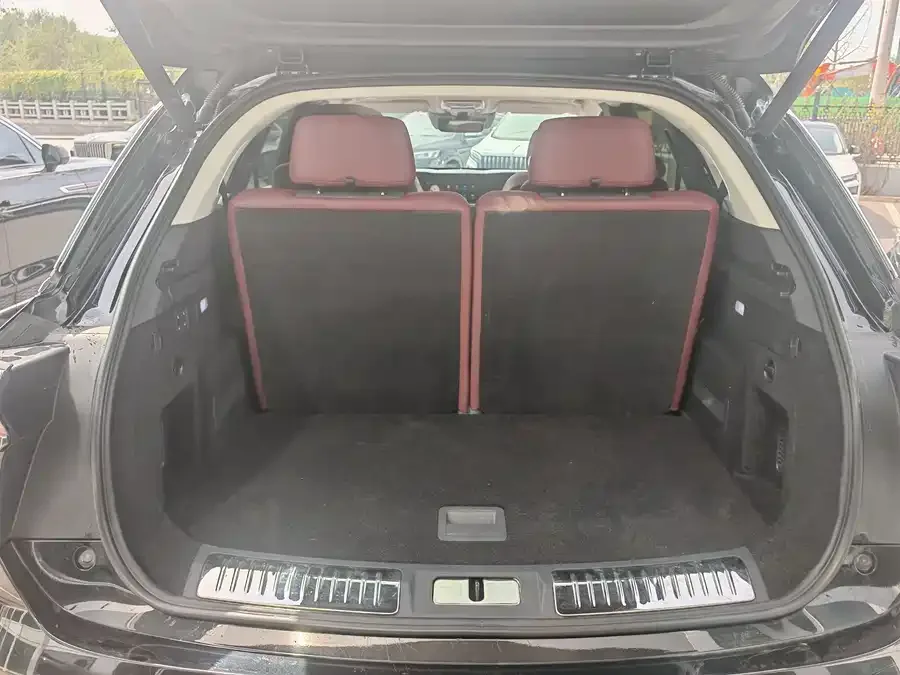 Hongqi E-HS9 Hongqi E-HS9 2022 690km Flagship Edition Six Seaters 2023 — миниатюра 4