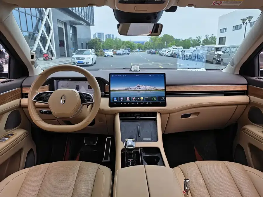 AITO M7 Wenjie M7 2024 1.5T Intelligent Driving 4WD Max Edition 6 Seaters 2024 — миниатюра 5