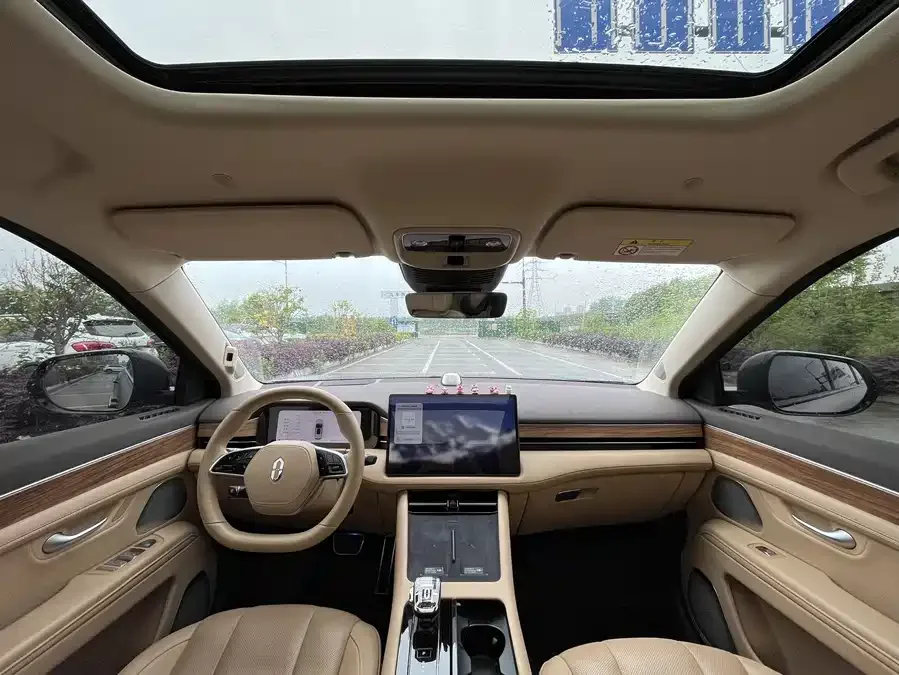 AITO M7 Wenjie M7 2024 1.5T Intelligent Driving Rear-wheel Drive Max Edition 5 Seaters 2024 — миниатюра 4