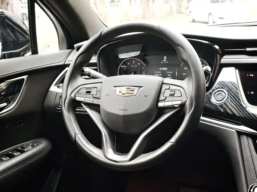 Cadillac XT6 2022 2.0T 6-seat 2WD Luxury Edition 2024 — миниатюра 5
