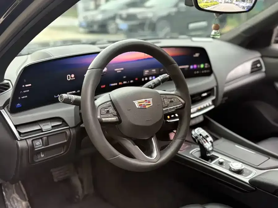 Cadillac CT5 2024 28T Luxury Pro 2024 — миниатюра 3