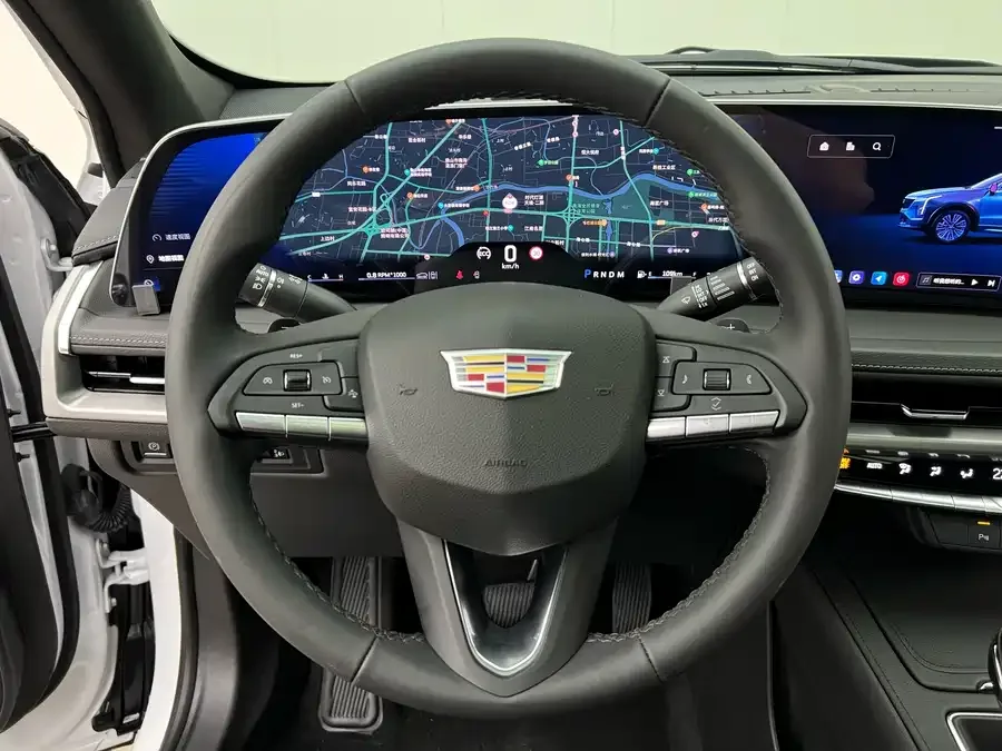 Cadillac XT4 2024 25T 2WD Fashion Edition 2025 — миниатюра 4