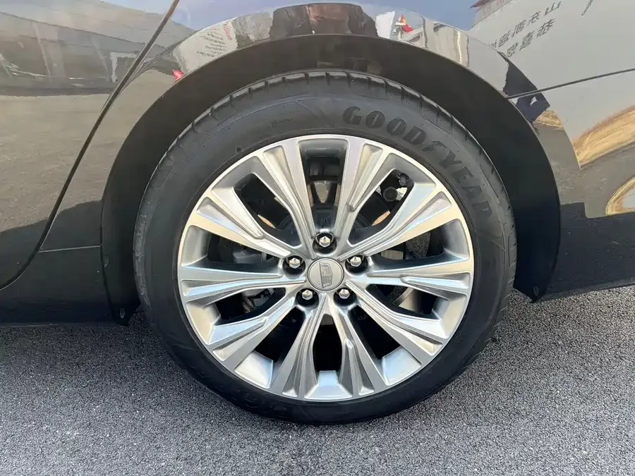 Cadillac CT6 2023 28T Platinum 2024 — миниатюра 4