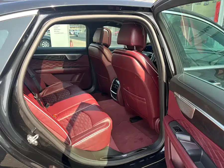 Cadillac CT6 2023 28T Platinum 2024 — миниатюра 5