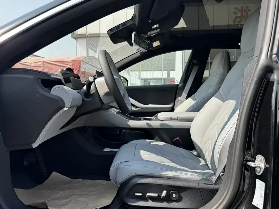 NIO ET5T NIO ET5T 2026 100kWh Touring 2026 — миниатюра 3