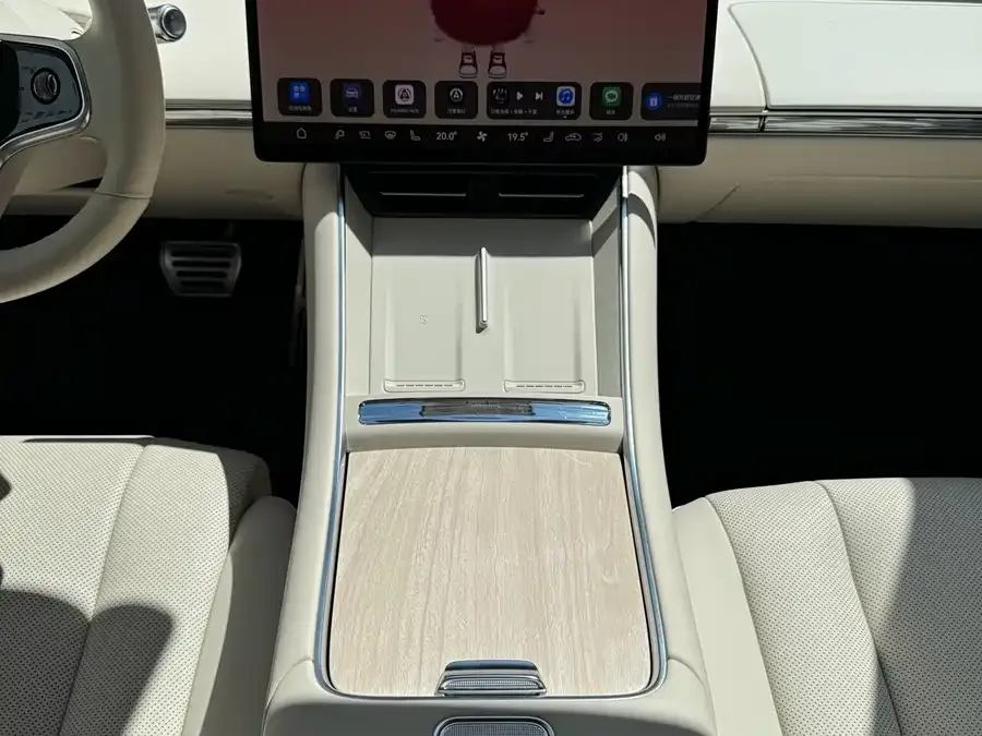 Smart world S7 Zhijie S7 2025 855km Max 2024 — миниатюра 4