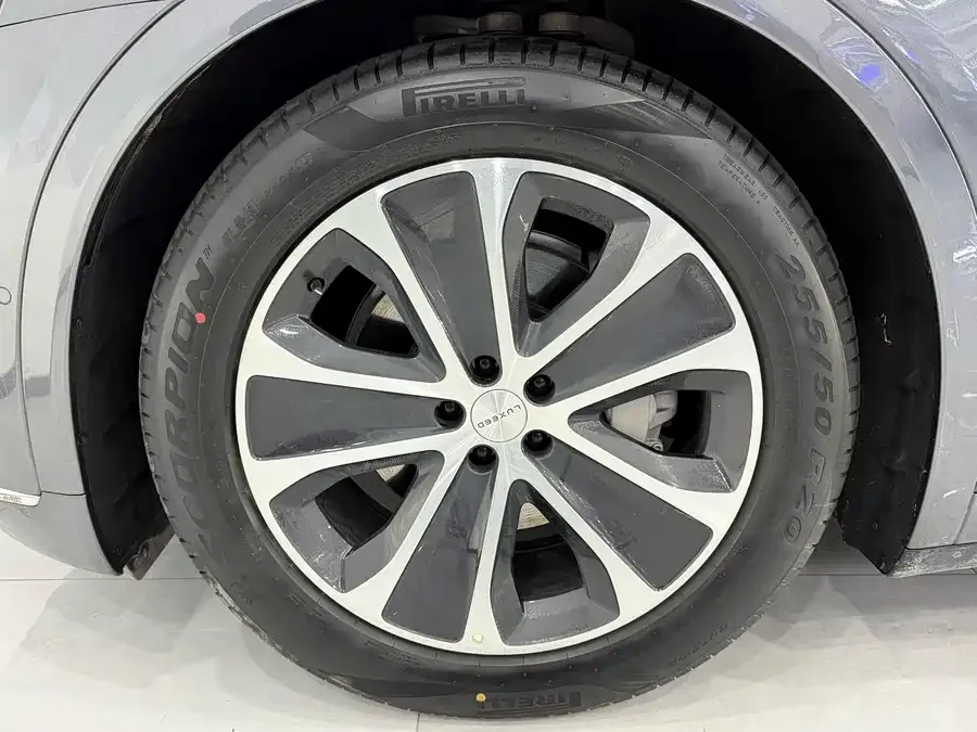 Smart world R7 Zhijie R7 2024 pure electric 802km Max 2024 — миниатюра 5