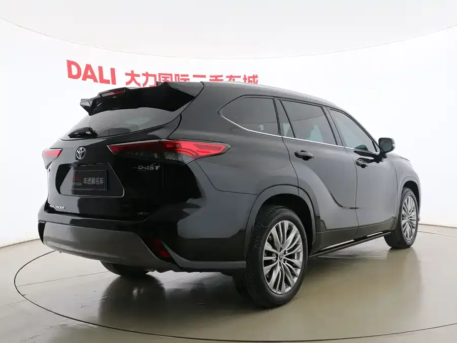 Toyota Highlander Highlander 2024 380T 4WD Luxury Edition 7 Seaters 2024 — миниатюра 4