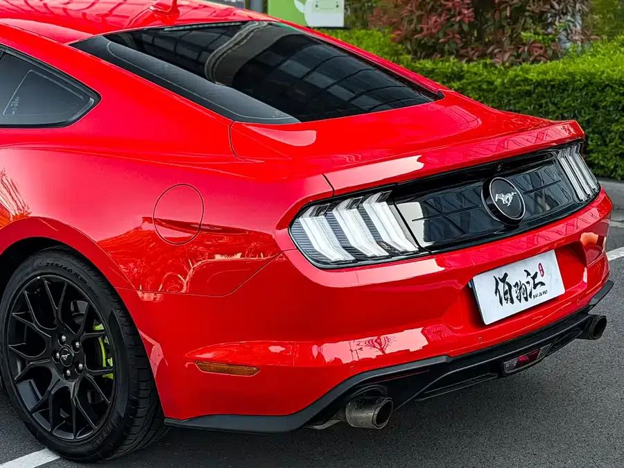 Ford Mustang 2021 Mustang 2.3T EcoBoost 2022 — миниатюра 2