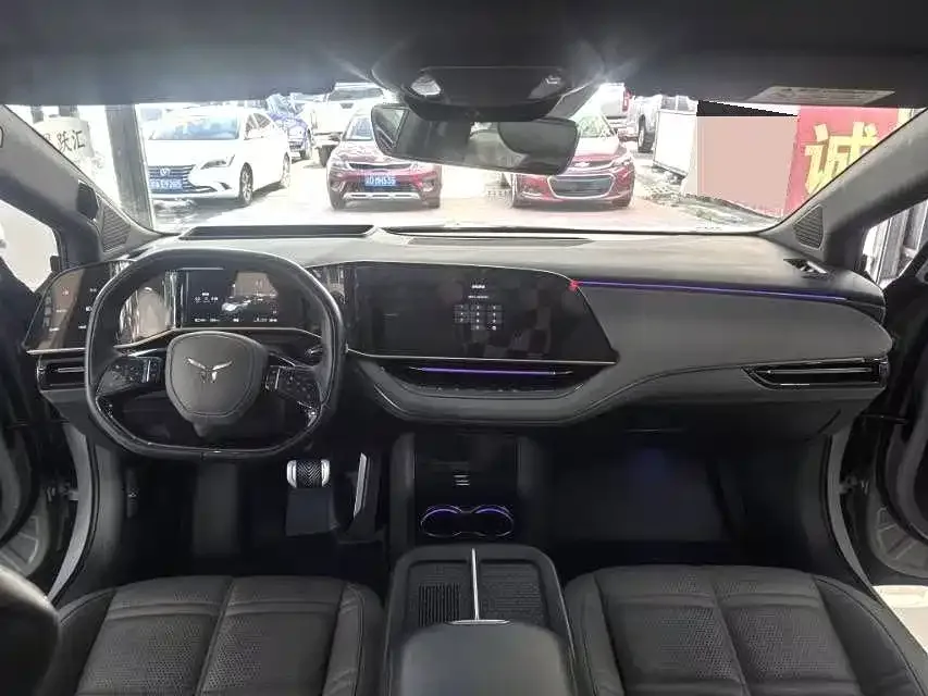Hongqi EH7 Hongqi EH7 2024 760 Pro+ 4WD version 2024 — миниатюра 2