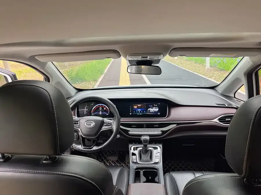 GAC Trumpchi M6 Trumpchi M6 2021 270T DCT Luxury Edition (seven seats) 2022 — миниатюра 4