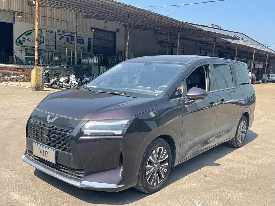 Wuling Starlight 730 2025