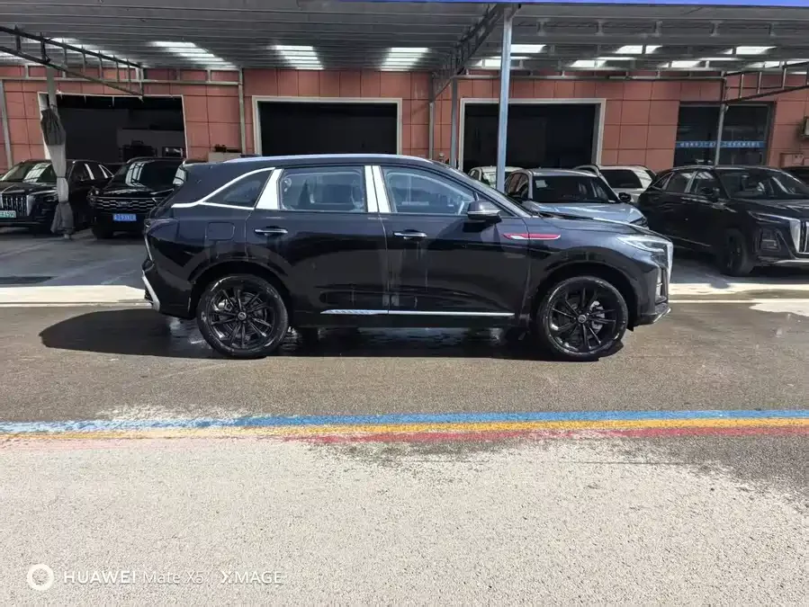 Hongqi HS3 PHEV Hongqi HS3 PHEV 2025 117km Jinwei Edition 2026 — миниатюра 4