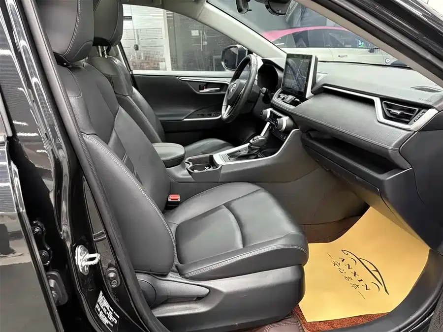 Toyota RAV4 RAV4 Rongfang 2022 2.0L CVT 2WD Fashion PLUS Edition 2022 — миниатюра 5